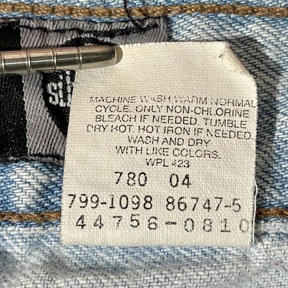34w USA‎ 90s Vintage Levi's SilverTab Cutoffs - Picture 5 of 10
